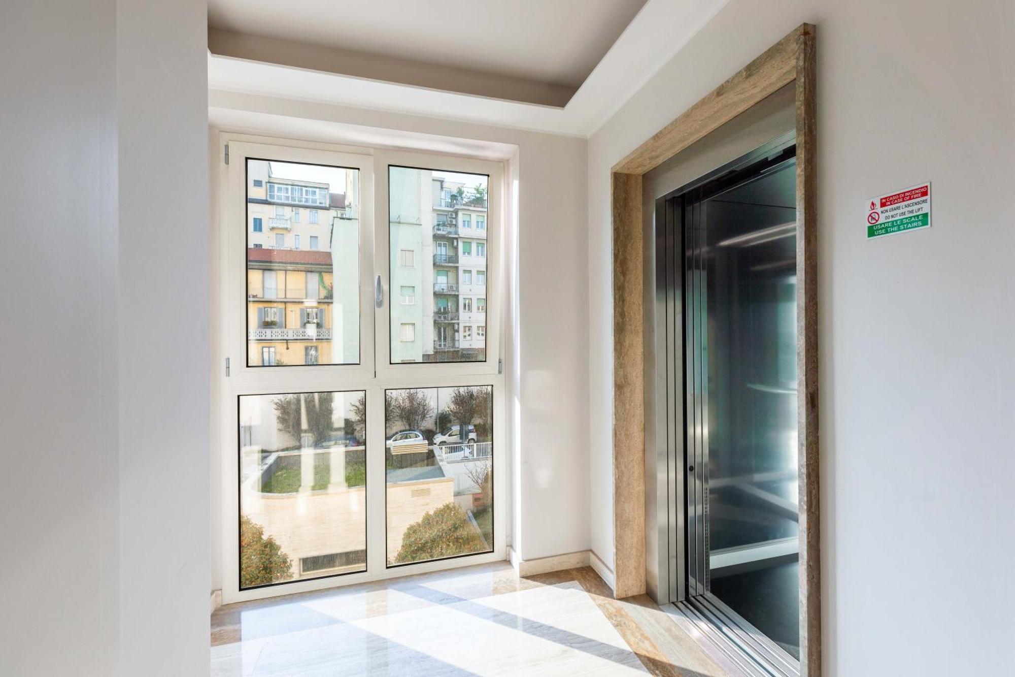 Luxury Apartment - Free Private - Parking Maestri Campionesi 16 밀라노 외부 사진
