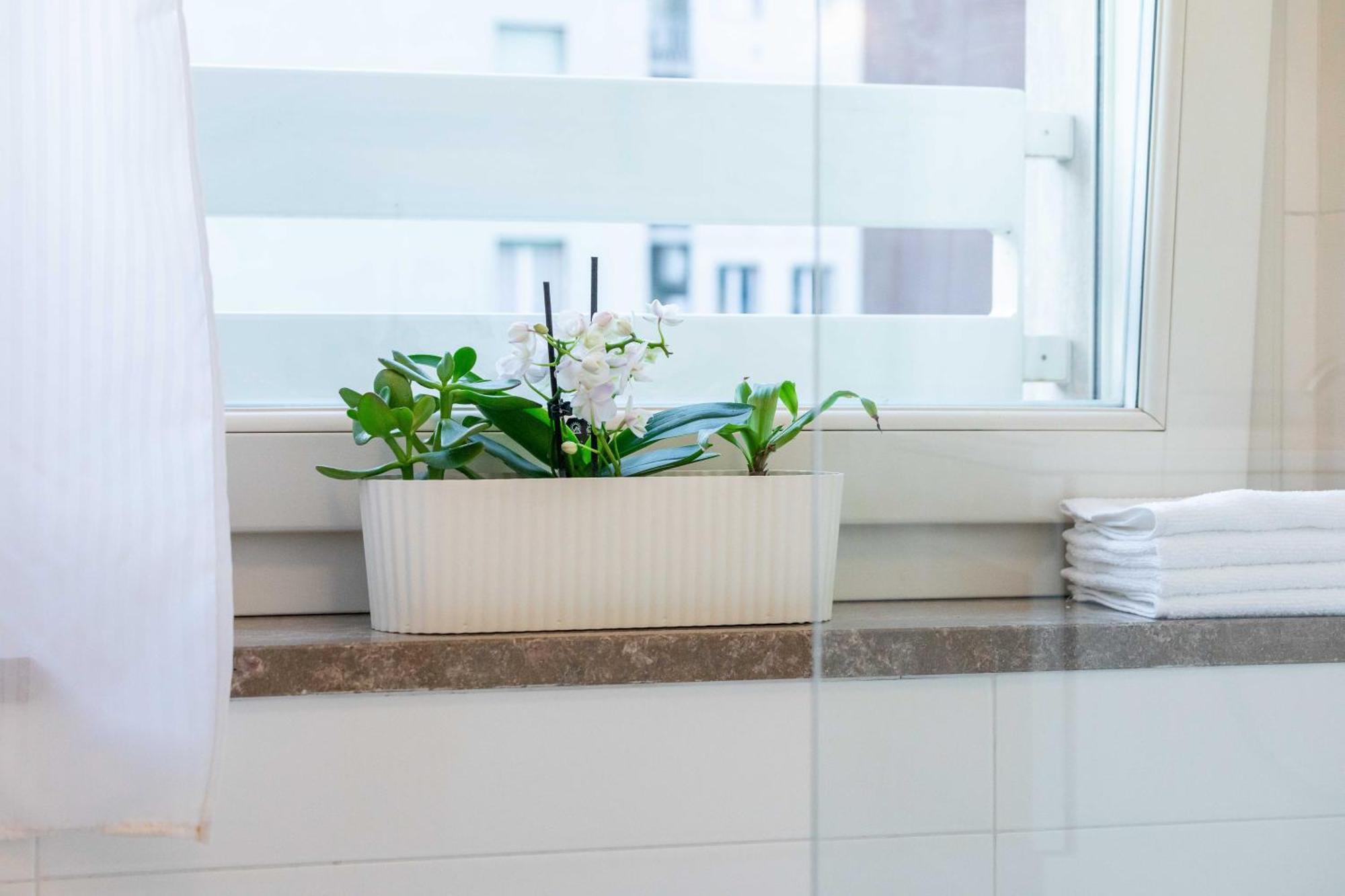 Luxury Apartment - Free Private - Parking Maestri Campionesi 16 밀라노 외부 사진